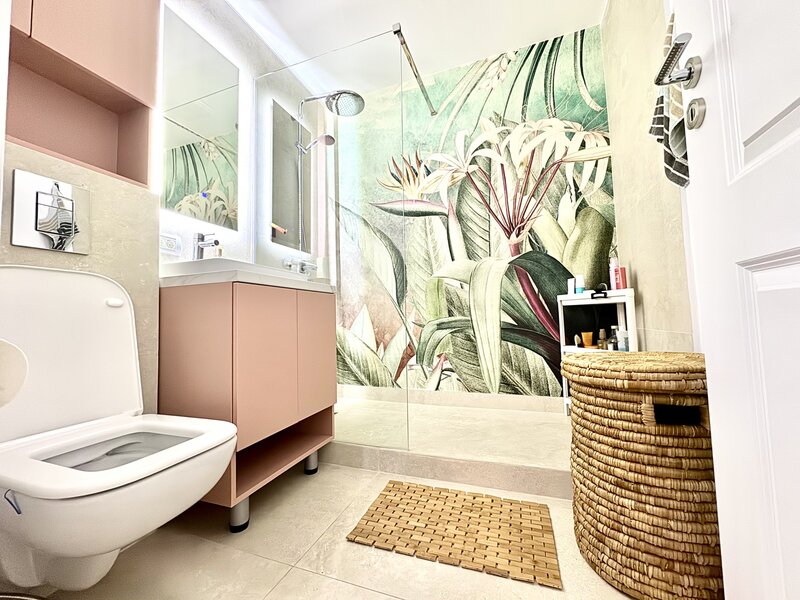 Apartament 2 camere nou revonat-Mega Mall